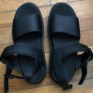 Voss Doc Martens Sandal